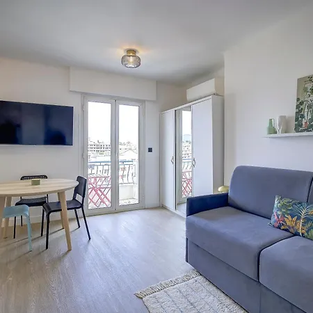 Apartament Magnifique Le Dauphin 50m Des Plages Juan-les-Pins