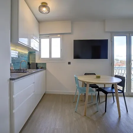 Apartament Magnifique Le Dauphin 50m Des Plages Juan-les-Pins